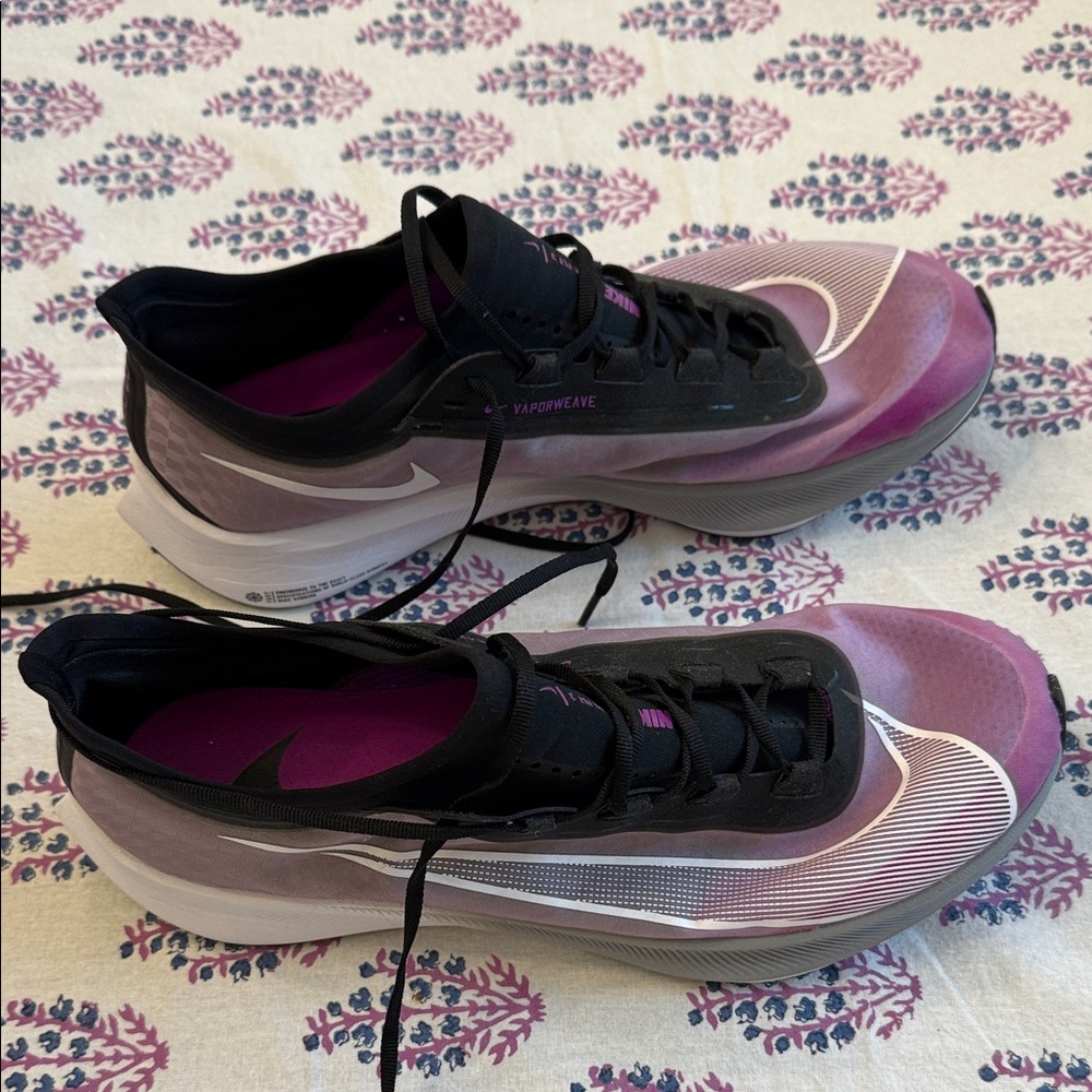 Nike Men’s Black and Purple Athletic Shoes Vaporweave Size 12